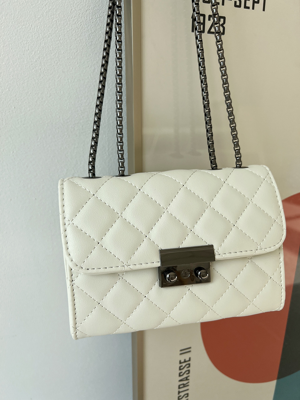 Kate Quilted Square Mini Chain Shoulder Bag