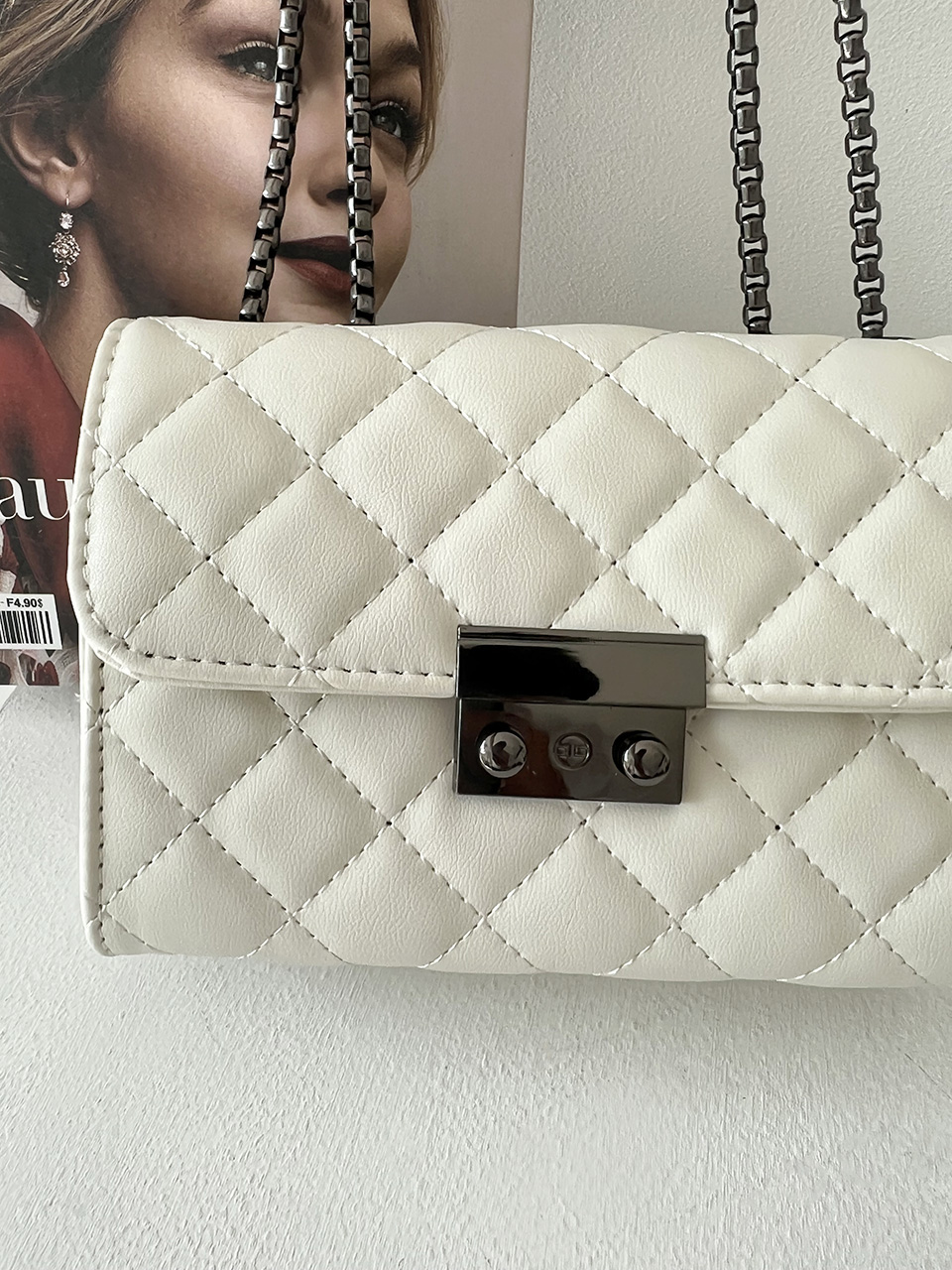 Kate Buckle Classic Mini Chain Bag