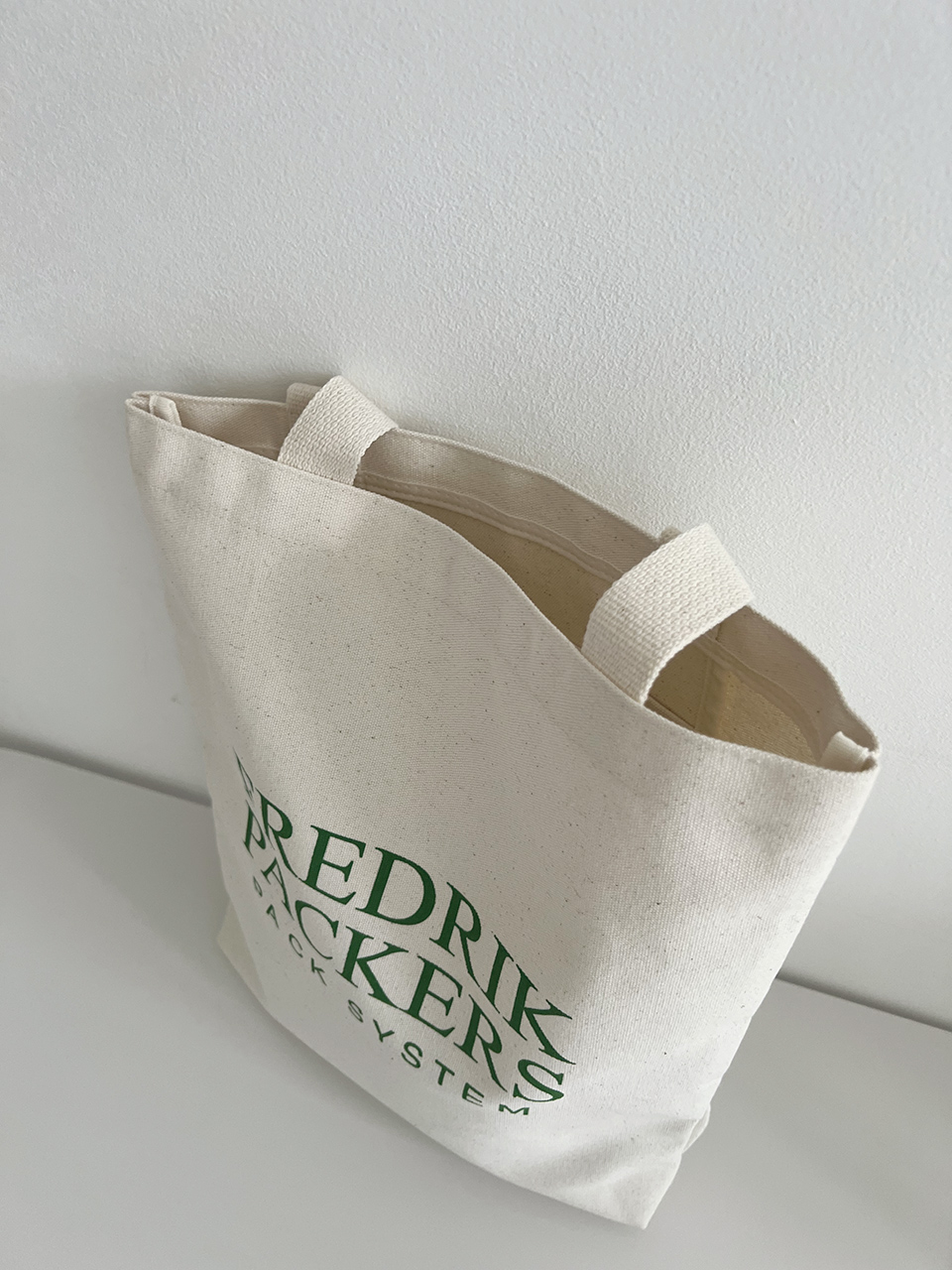Frederick Logo Lettering Big Shoulder Bag