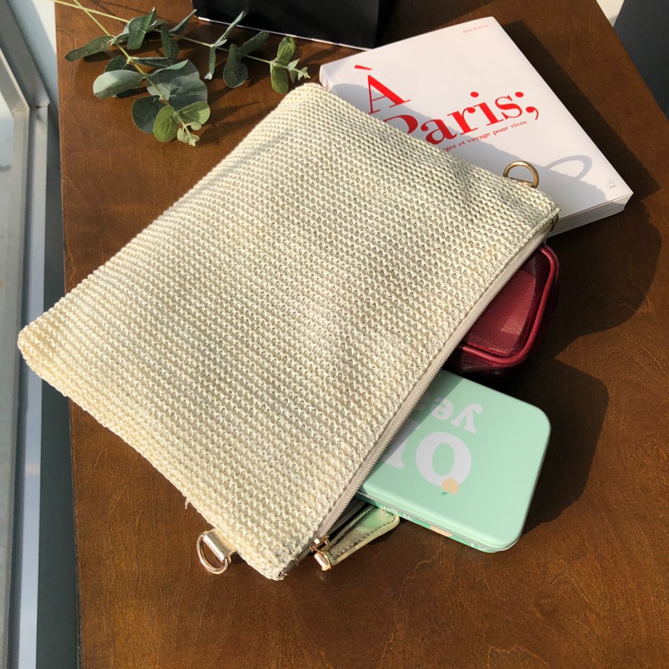 Frappe Rattan Zipper Cross Clutch Bag