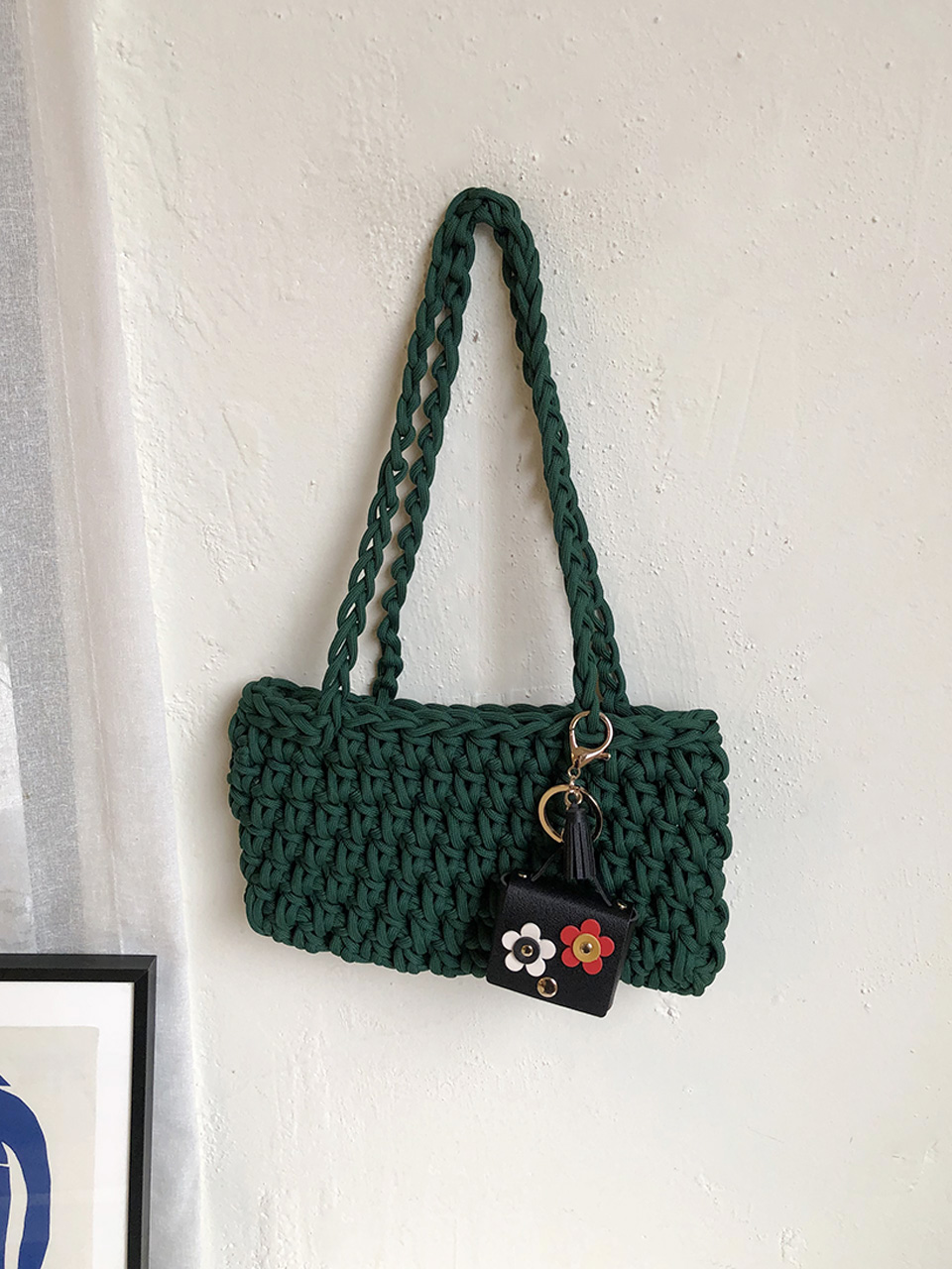Flower AirPods Case Mini Bag Keyring (5 colors)