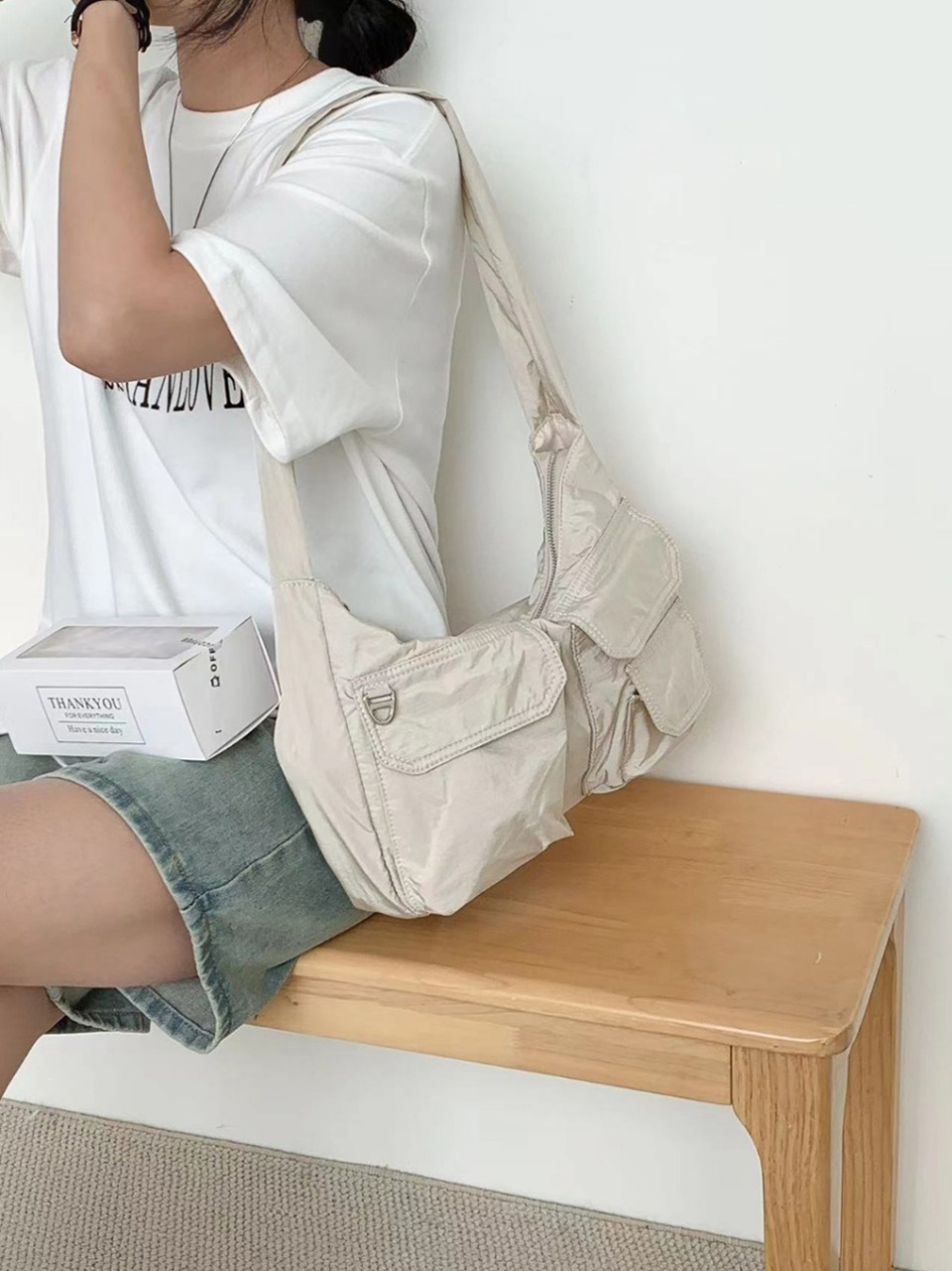 Nylon pocket zip-up shoulder bag (4 colors)