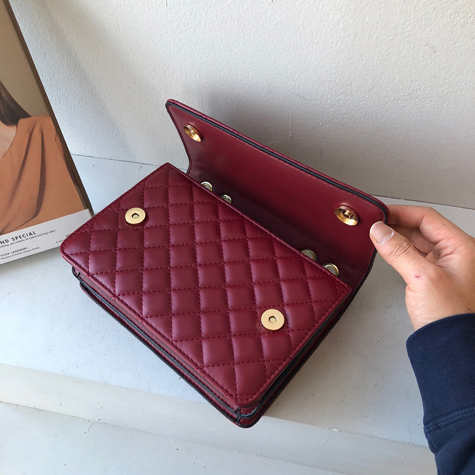 Quilted Square Chain Bag