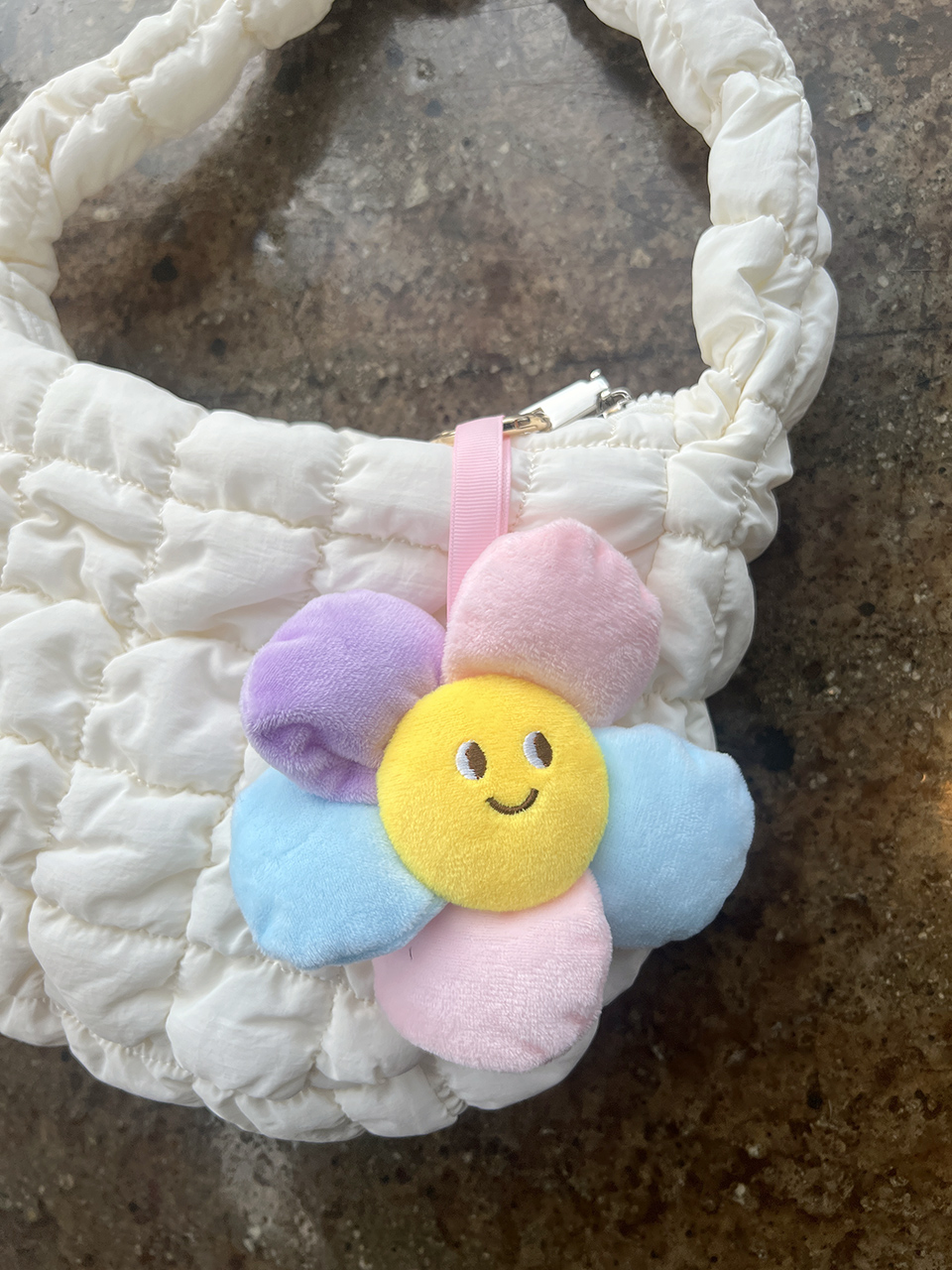 Sunnyフラワー花キーホルダーバックチャーム | ファッション通販