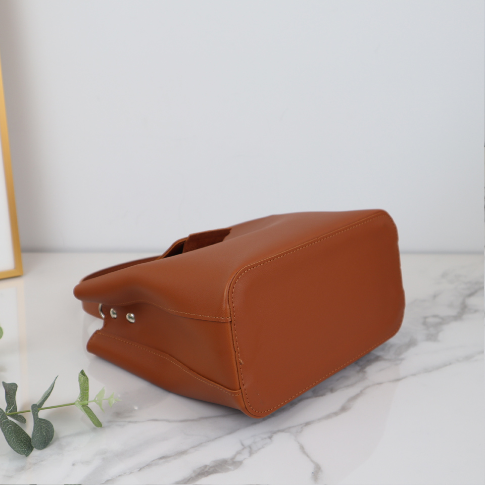 Lucas Mini Cross Shoulder Bag