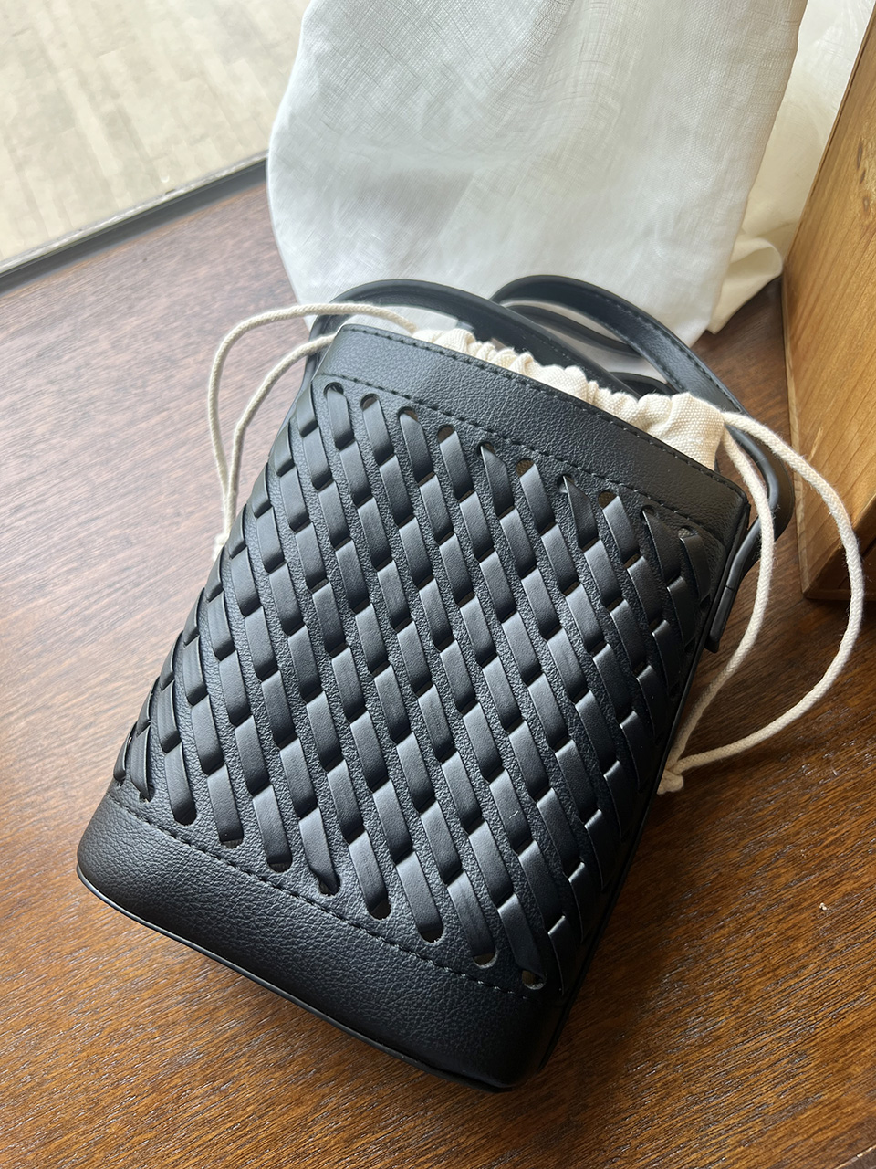 Bali Weaving Net Mini Shoulder Bag