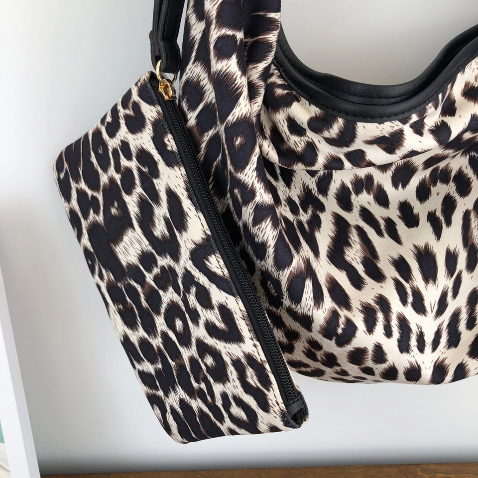 Leopard print zippered big shoulder bag