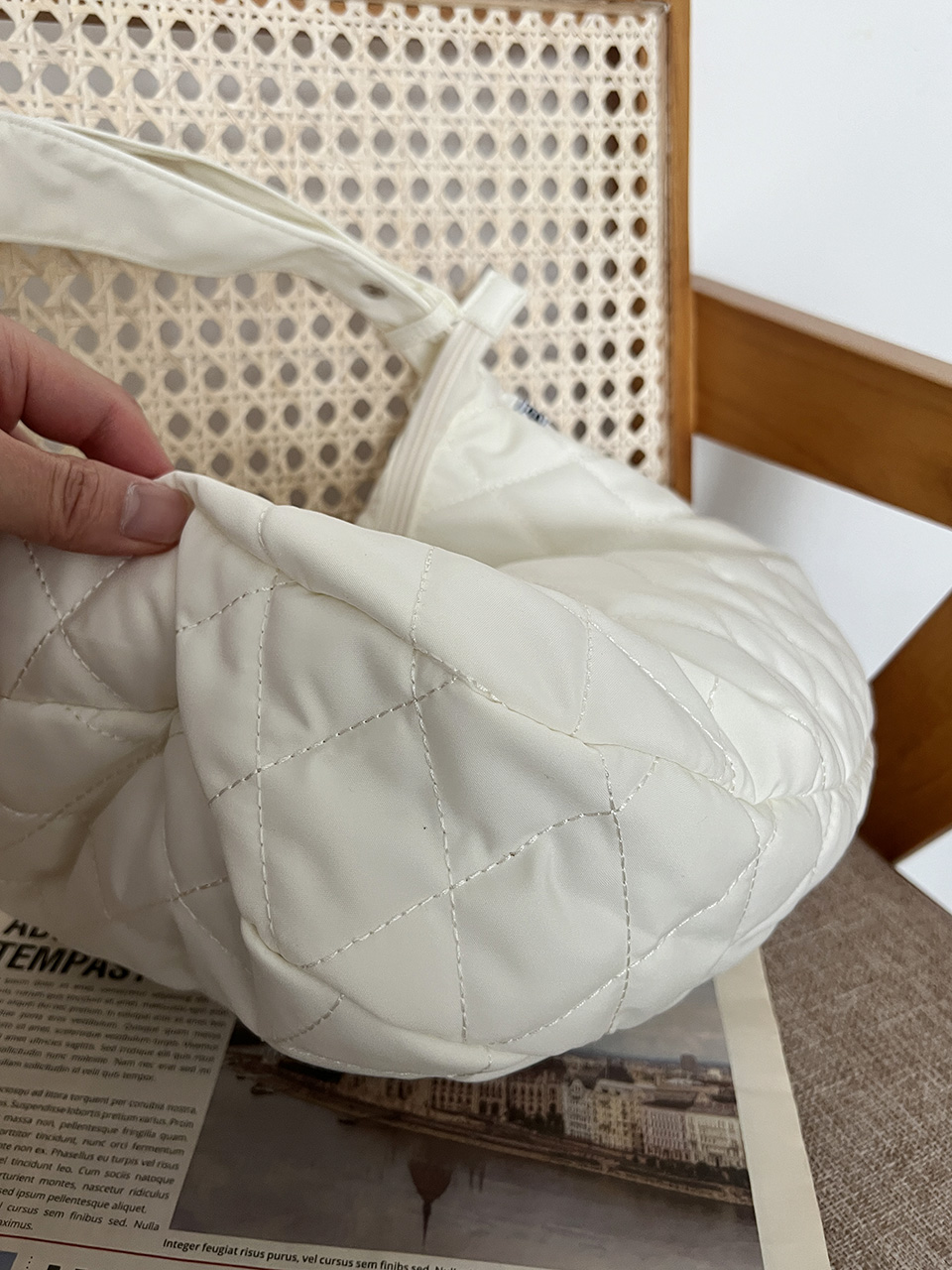 Quilted Down Shoulder Bag (4 colors)