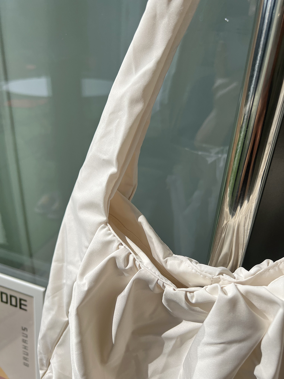 Shirring Daily Nylon Shoulder Bag