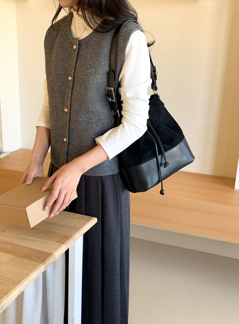 Suede Buckle Leather Bucket Bag/Shoulder Bag