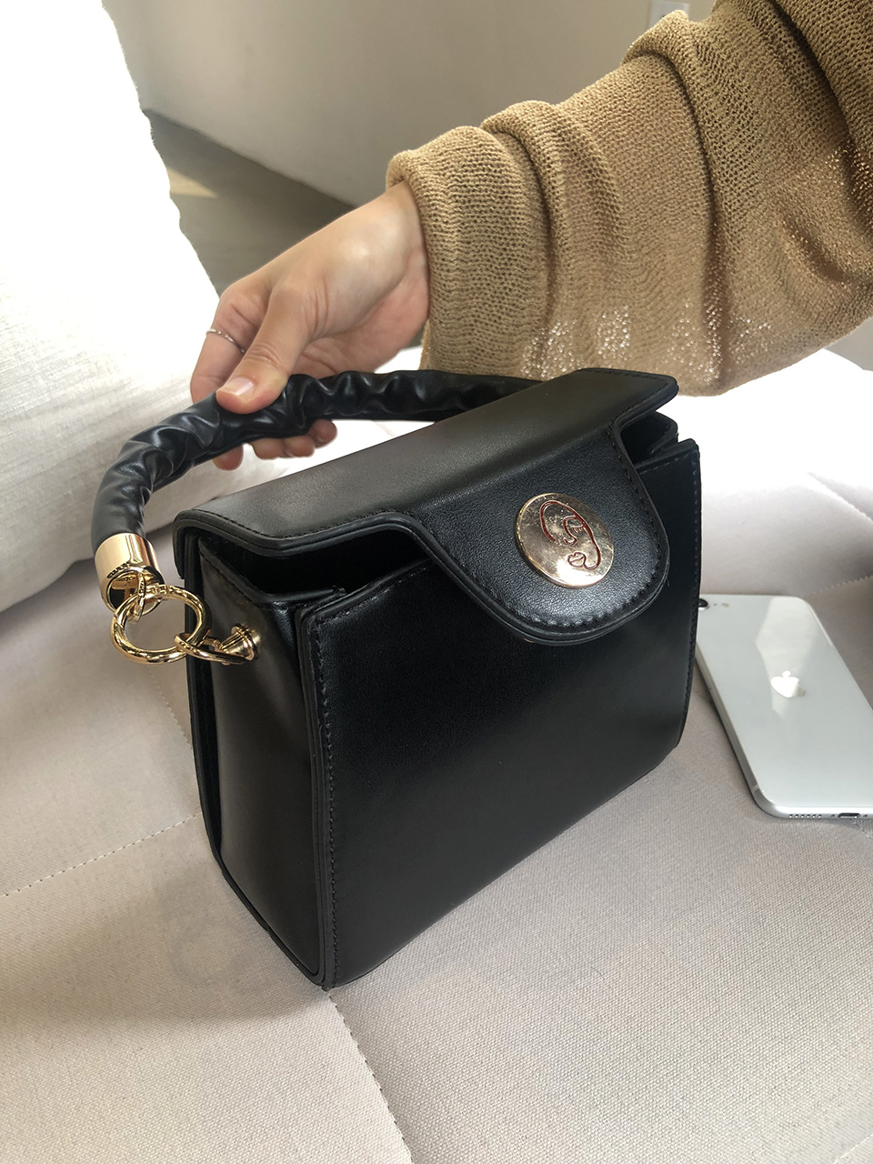 Face Shirring Mini Square Chain Crossbody Bag