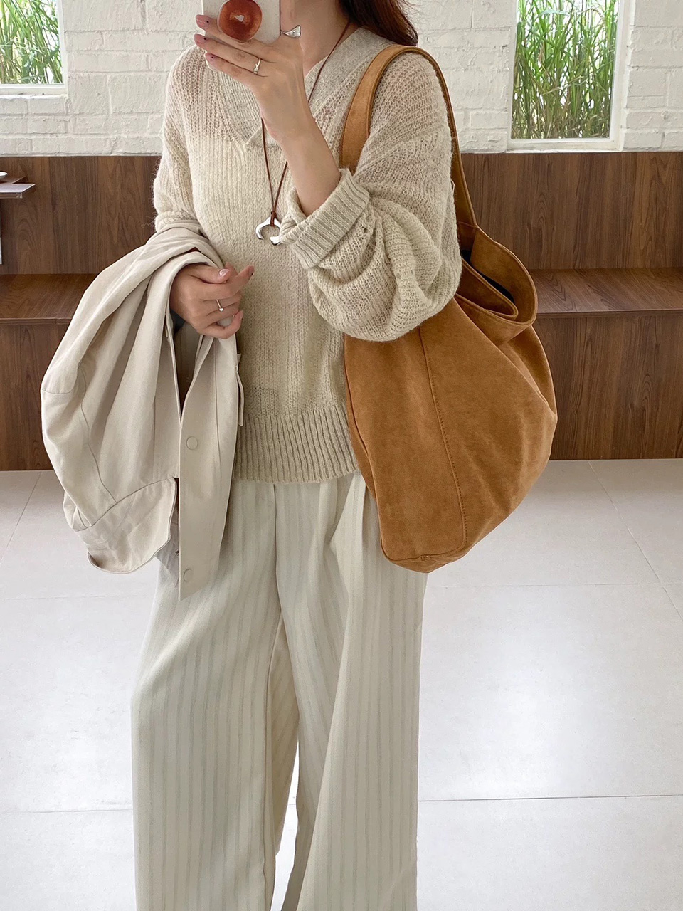 [A must-have for those who carry a lot of belongings] Suede Big Tote Bag/Shoulder Bag