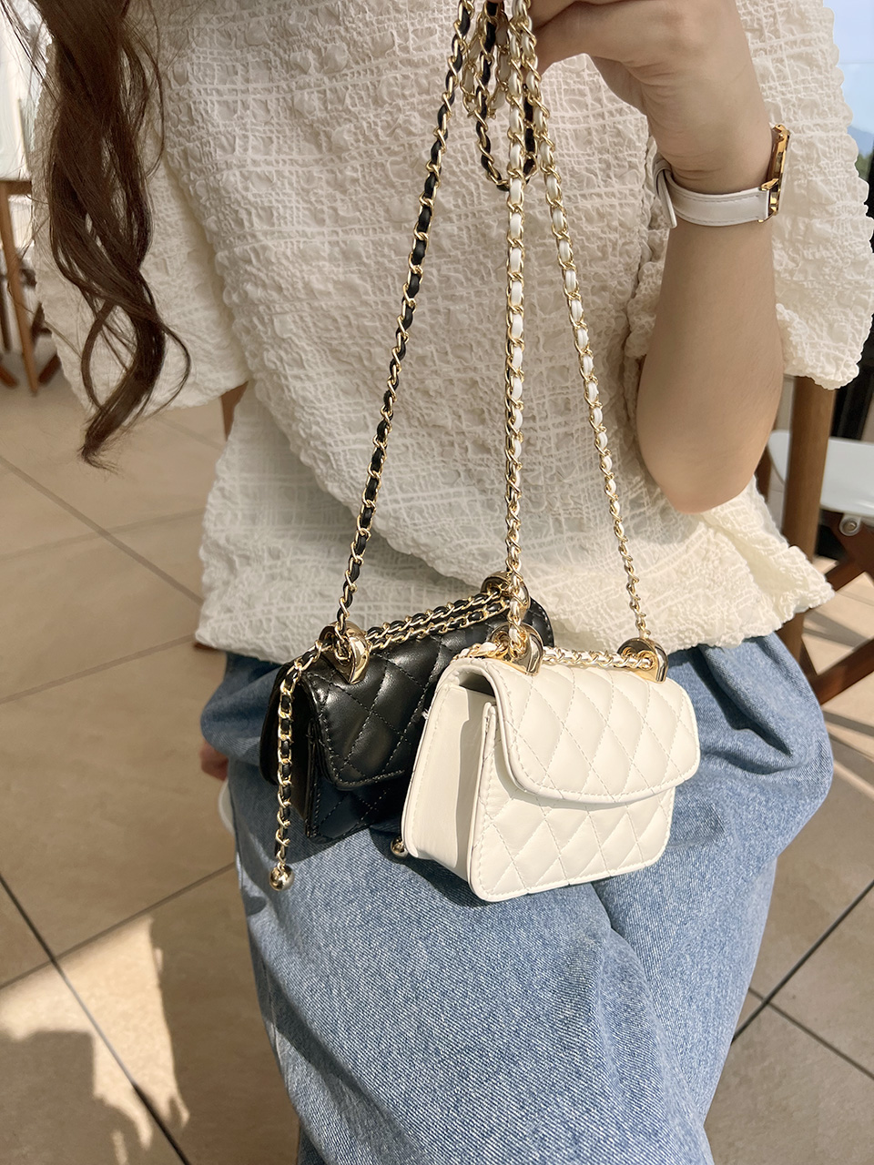 Quilted mini chain shoulder bag