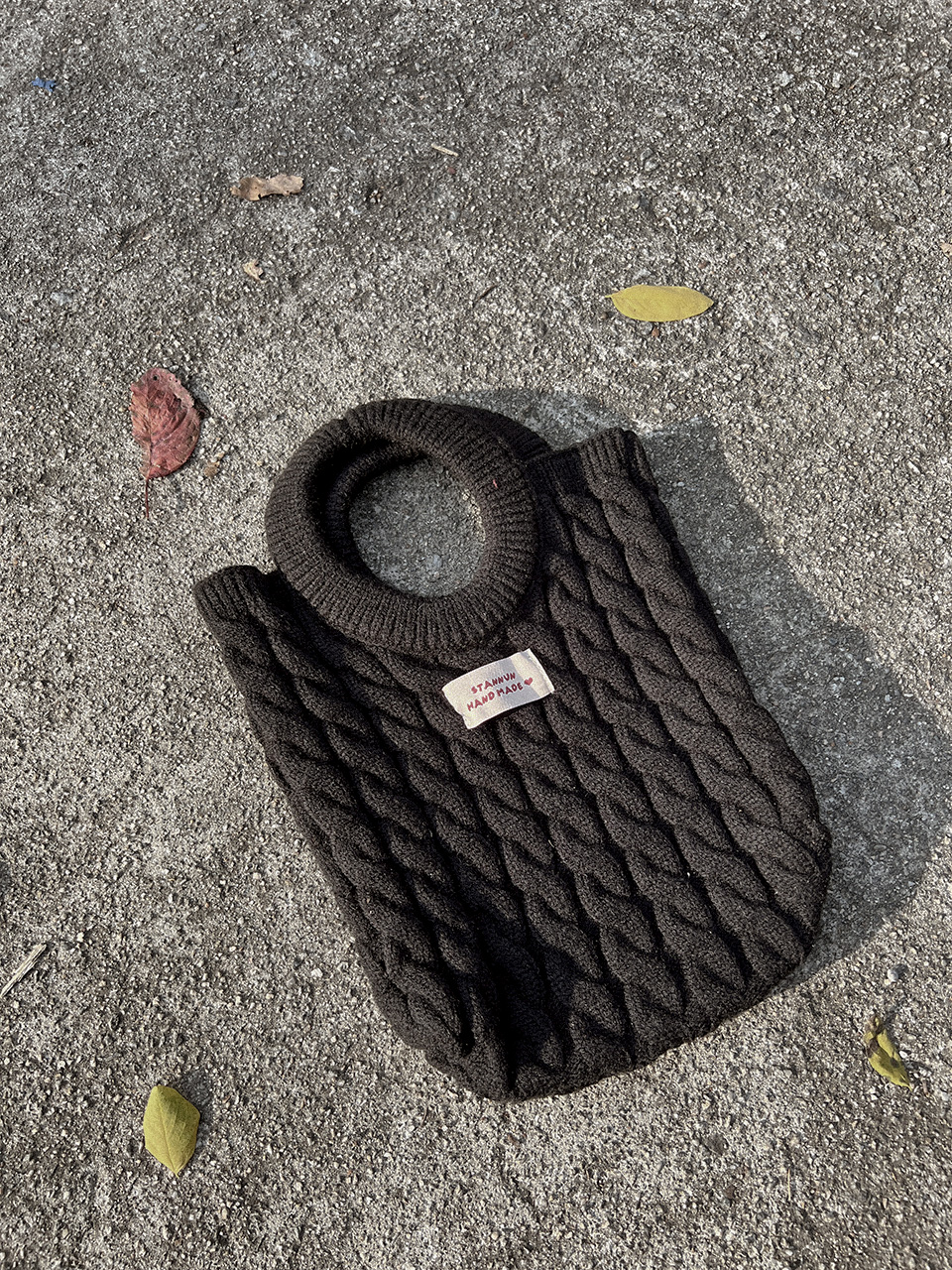 Knit twist crochet mini tote bag