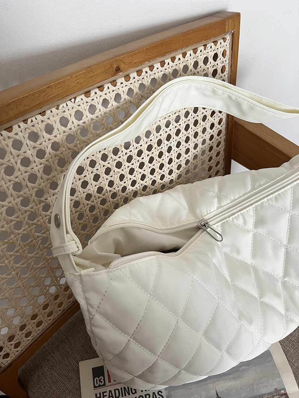 Quilted Down Shoulder Bag (4 colors)