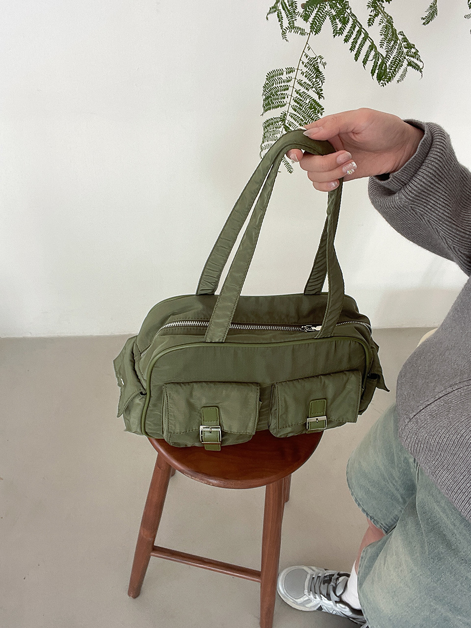 4-Pocket Nylon Shoulder Bag (4 colors)