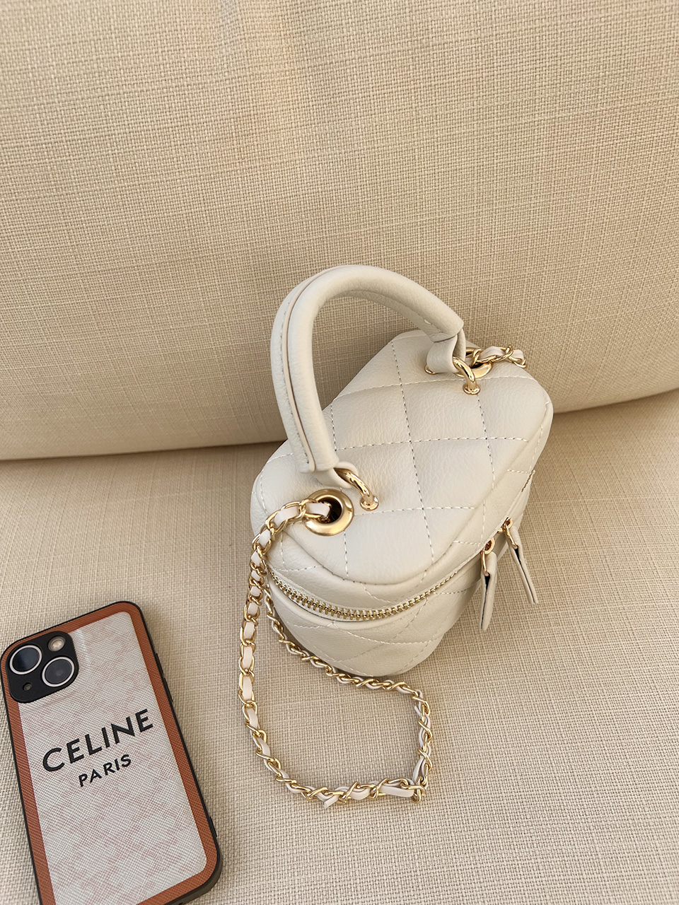 Mini Quilted Chain Crossbody Bag (4 colors)