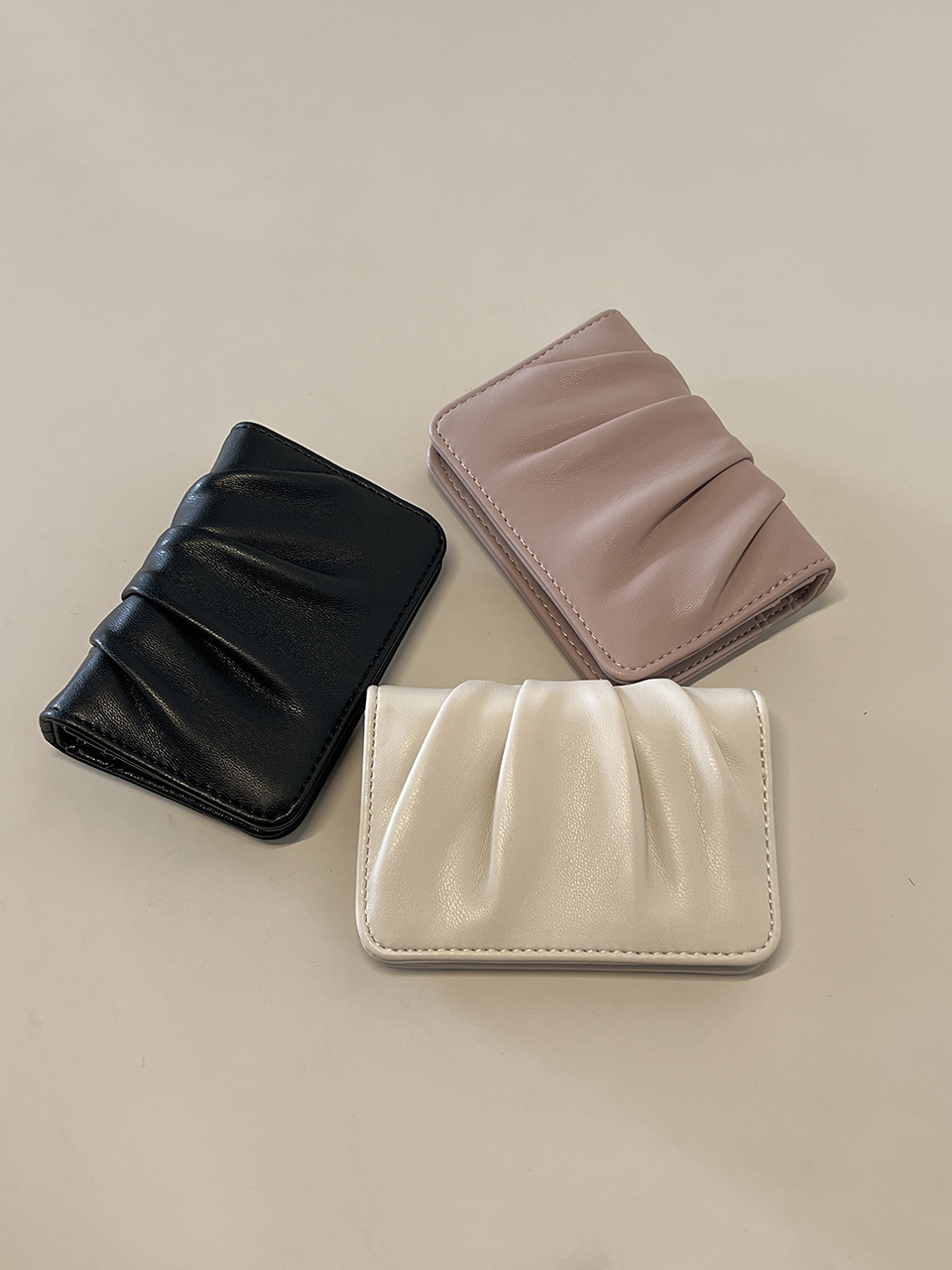 Shirring Leather Card Case