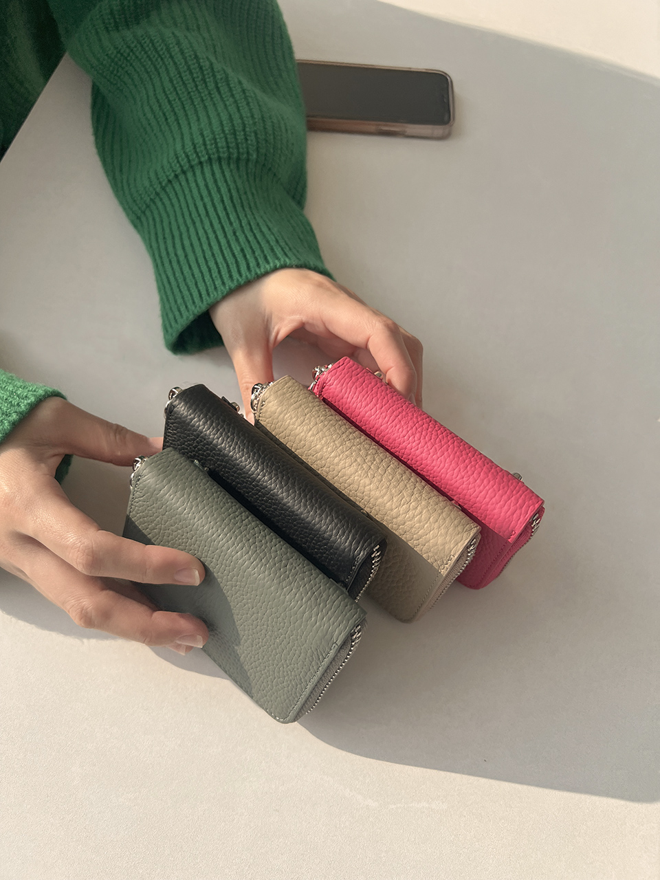 Zip-up coin case wallet