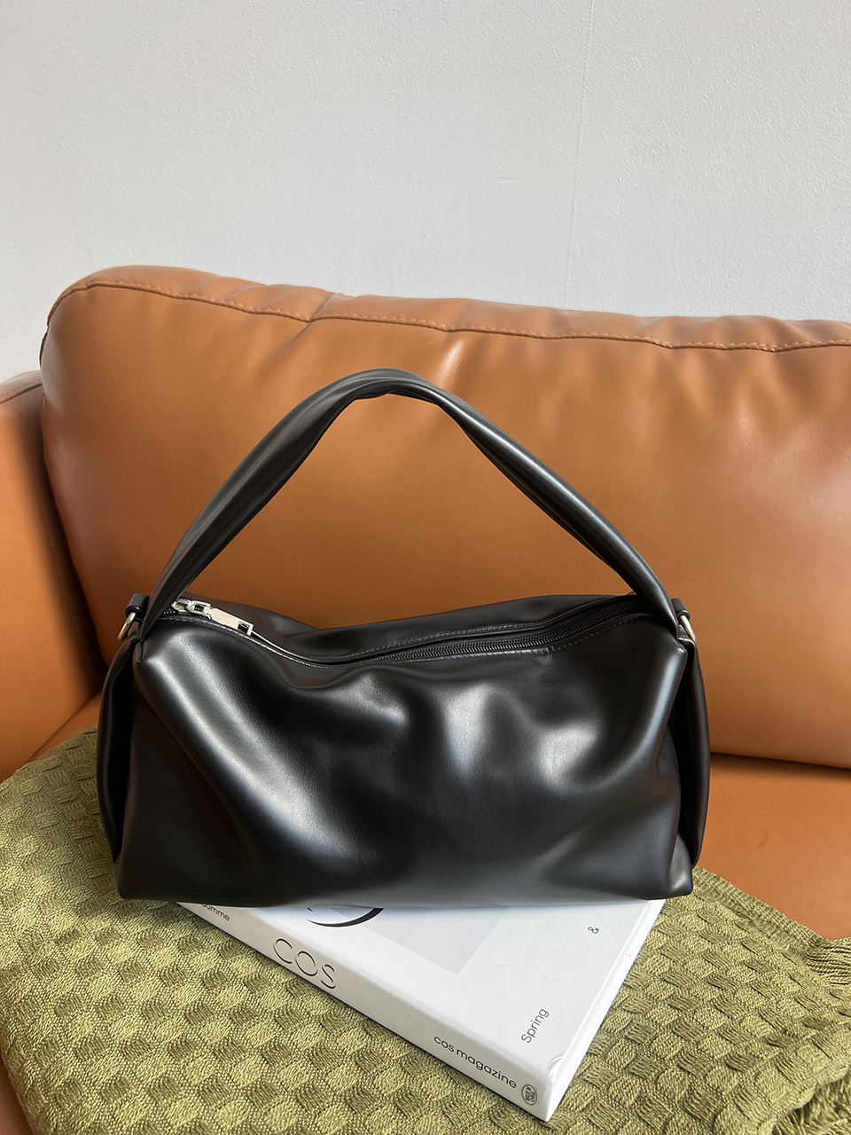 Besson Square 2-Way Cross Tote Bag