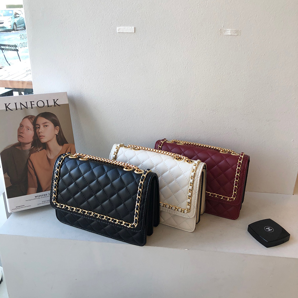 Quilted Square Chain Bag