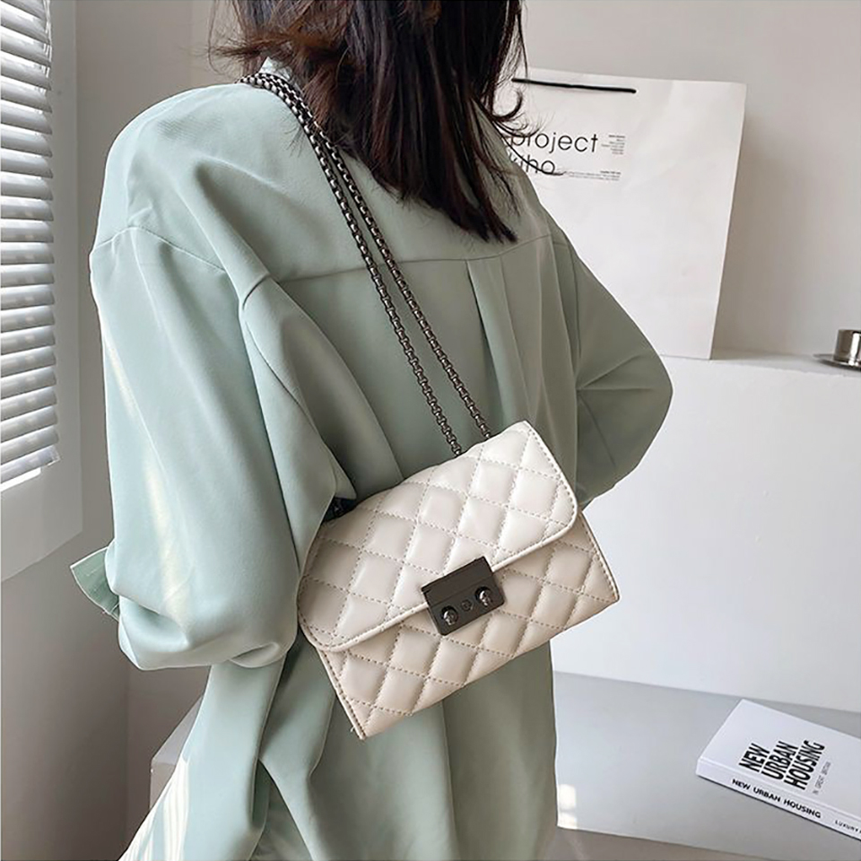 Kate Quilted Square Mini Chain Shoulder Bag
