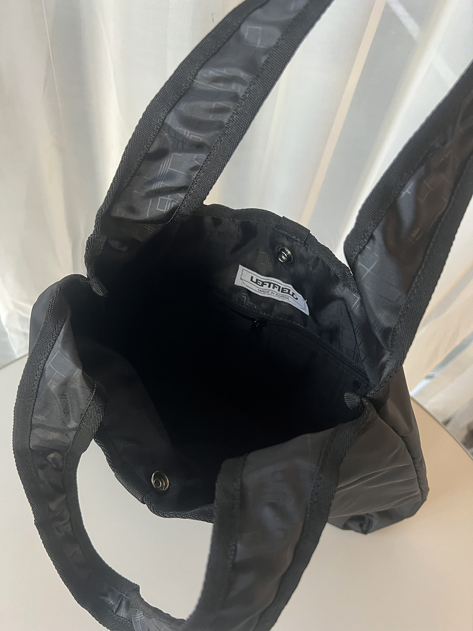 Button nylon shoulder eco bag