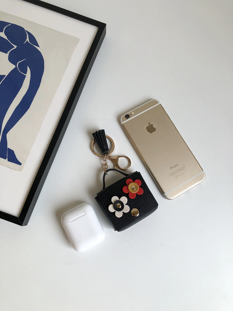 Flower AirPods Case Mini Bag Keyring (5 colors)