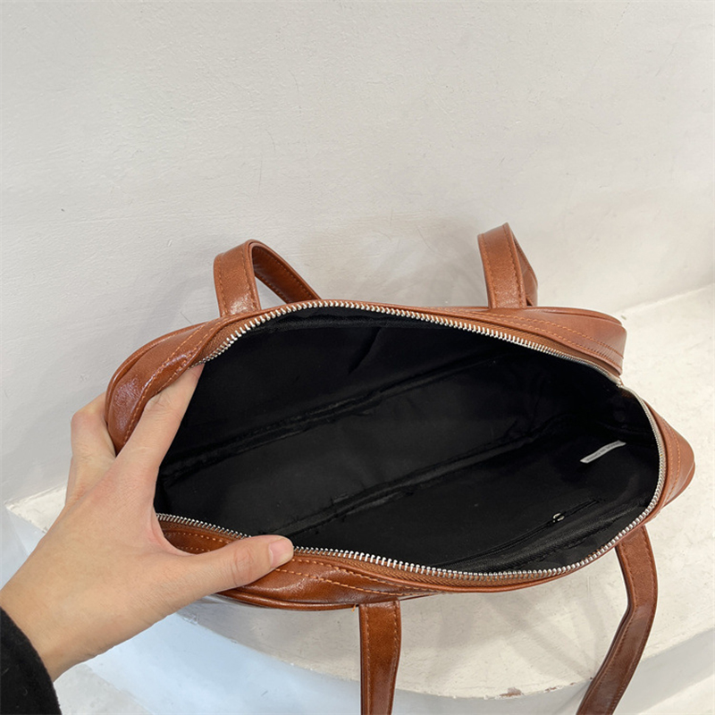 Crack Square Shoulder Bag (3 colors)