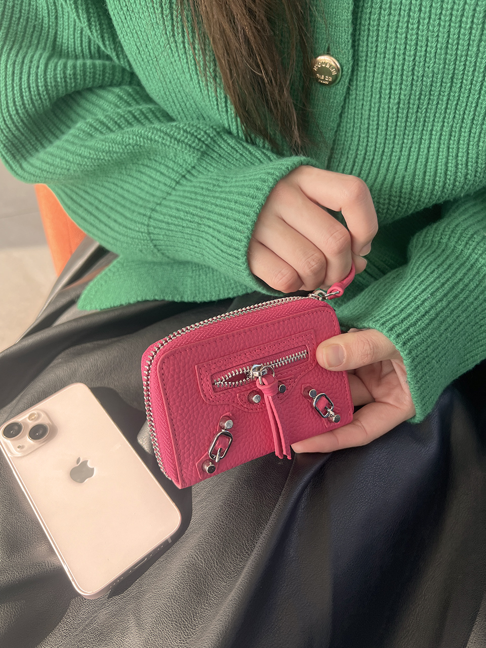 Zip-up coin case wallet
