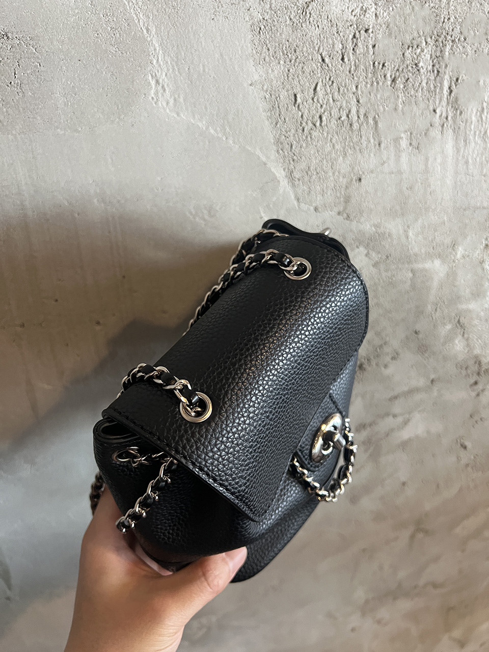 [Fur Keychain Included] Boel Mini Chain Shoulder Bag