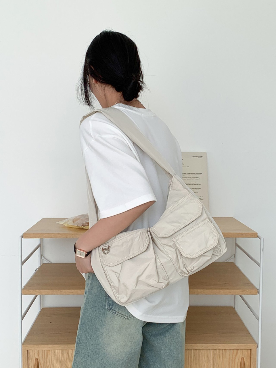 Nylon pocket zip-up shoulder bag (4 colors)
