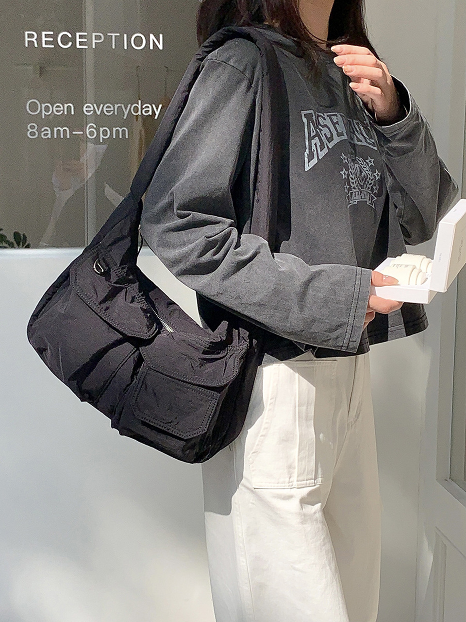 Nylon pocket zip-up shoulder bag (4 colors)
