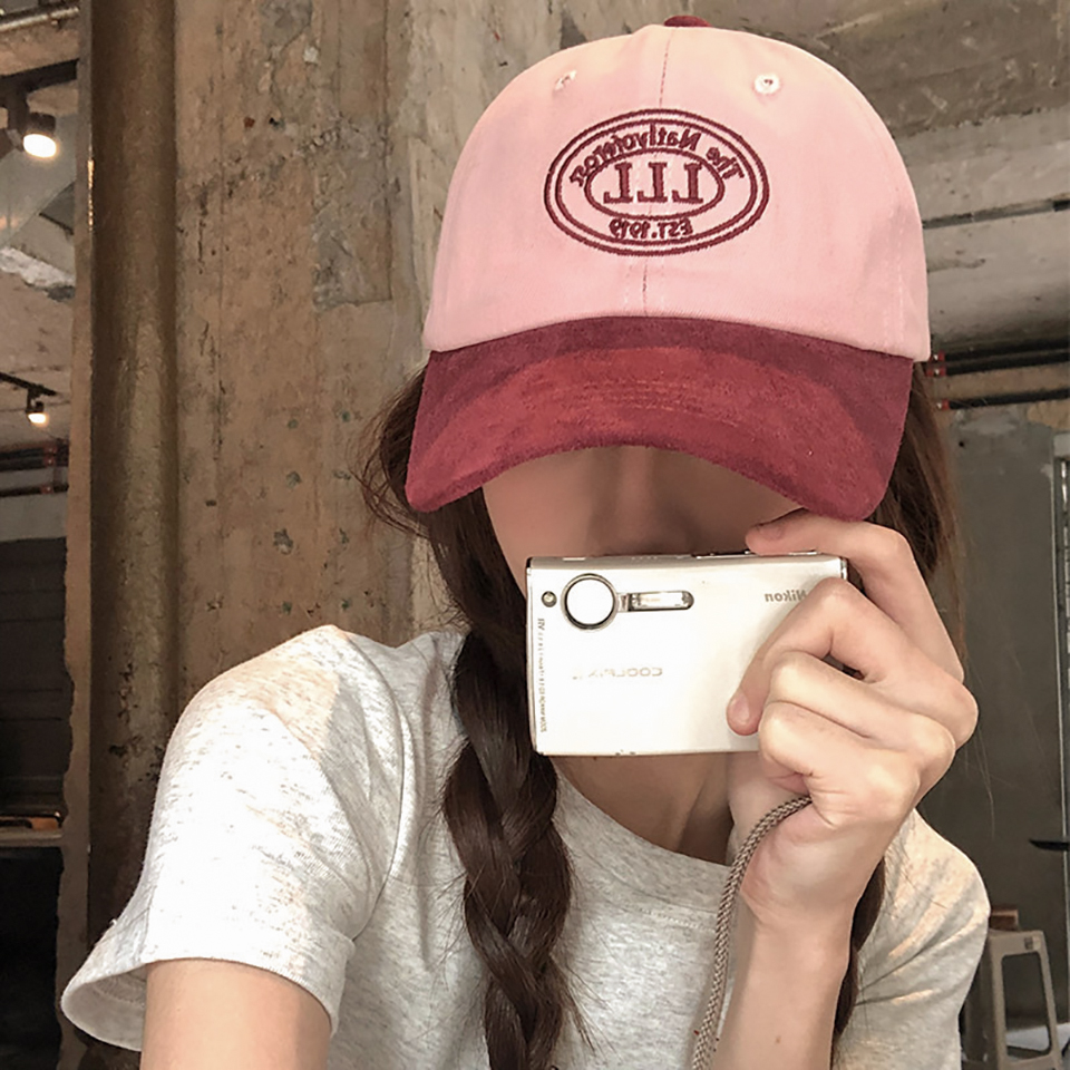 Two-tone vintage stitch cap