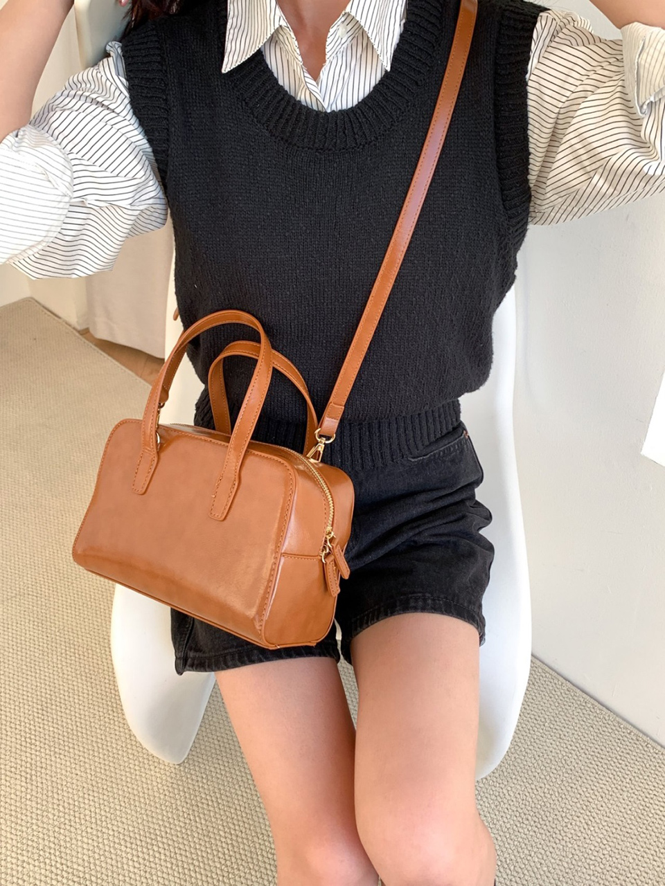 Square zip-up leather tote bag (4 colors)