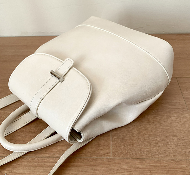 Crack Classic Leather Mini Backpack