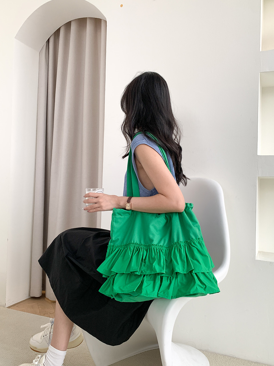 Tiered ruffle shoulder bag