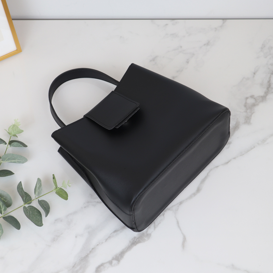Lucas Mini Cross Shoulder Bag