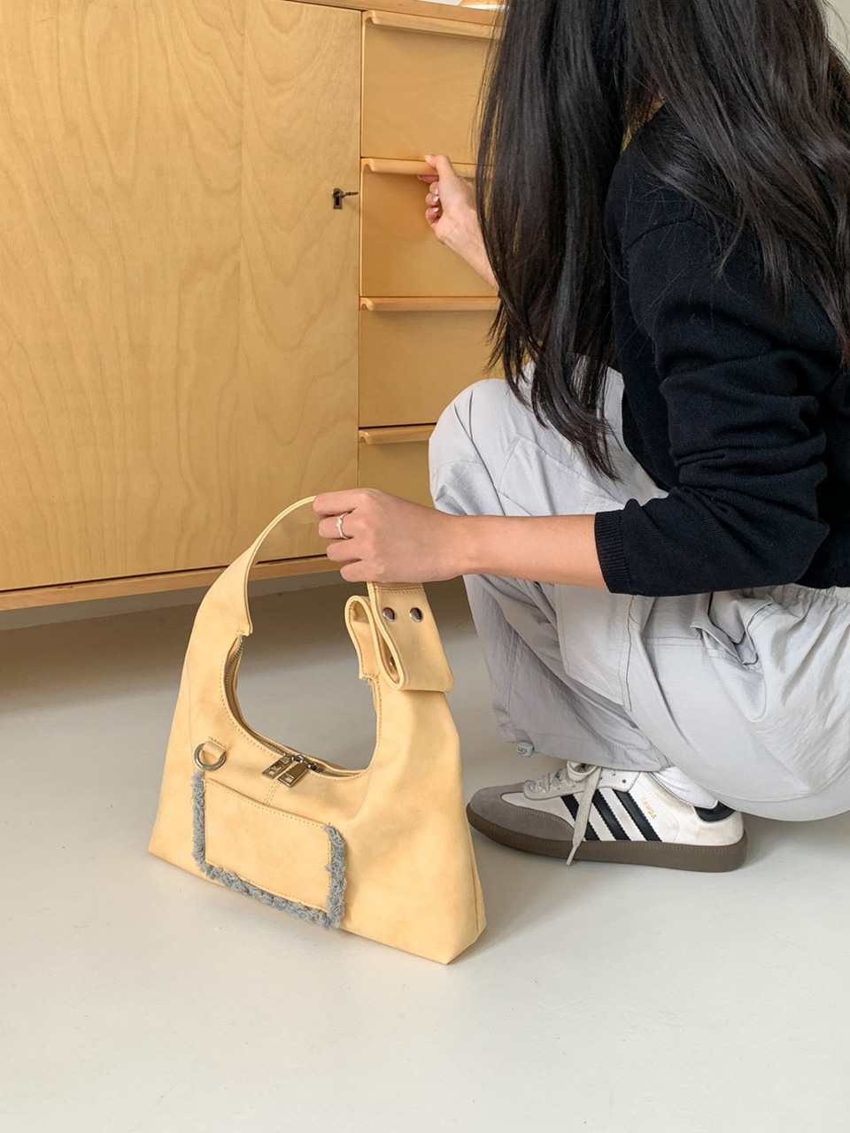 Suede Pocket Tote Bag/Shoulder Bag