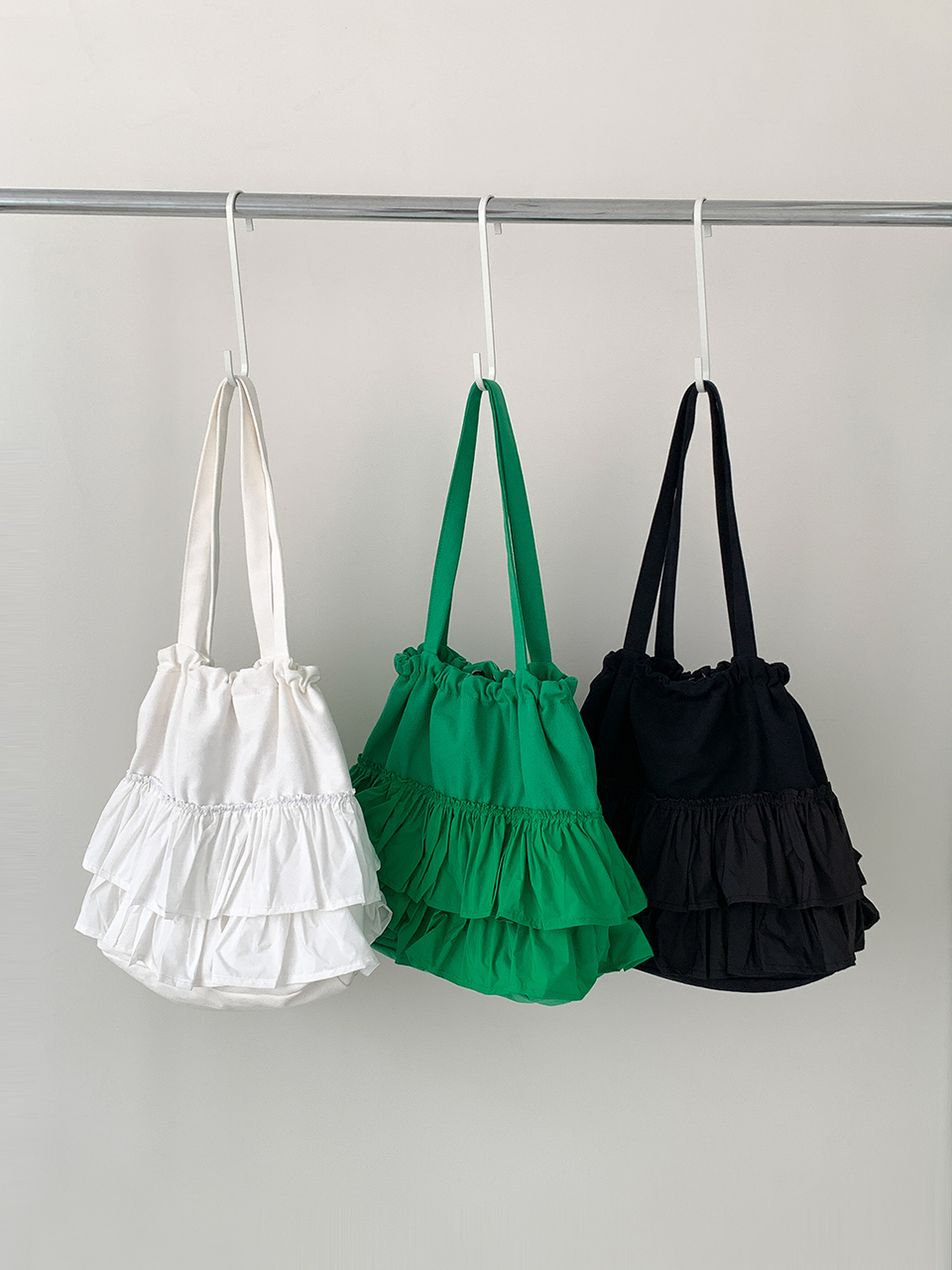 Tiered ruffle shoulder bag
