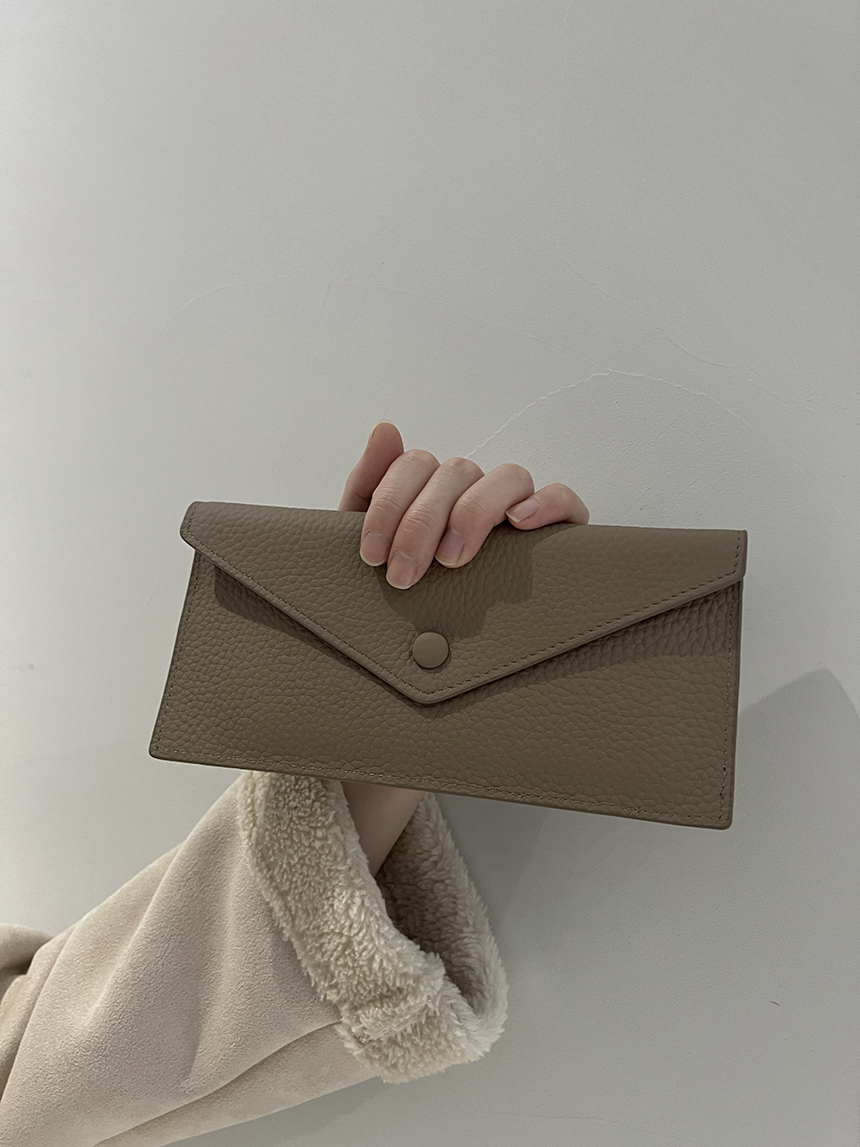 Leather slim card case