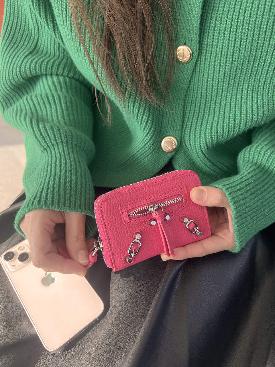Zip-up coin case wallet