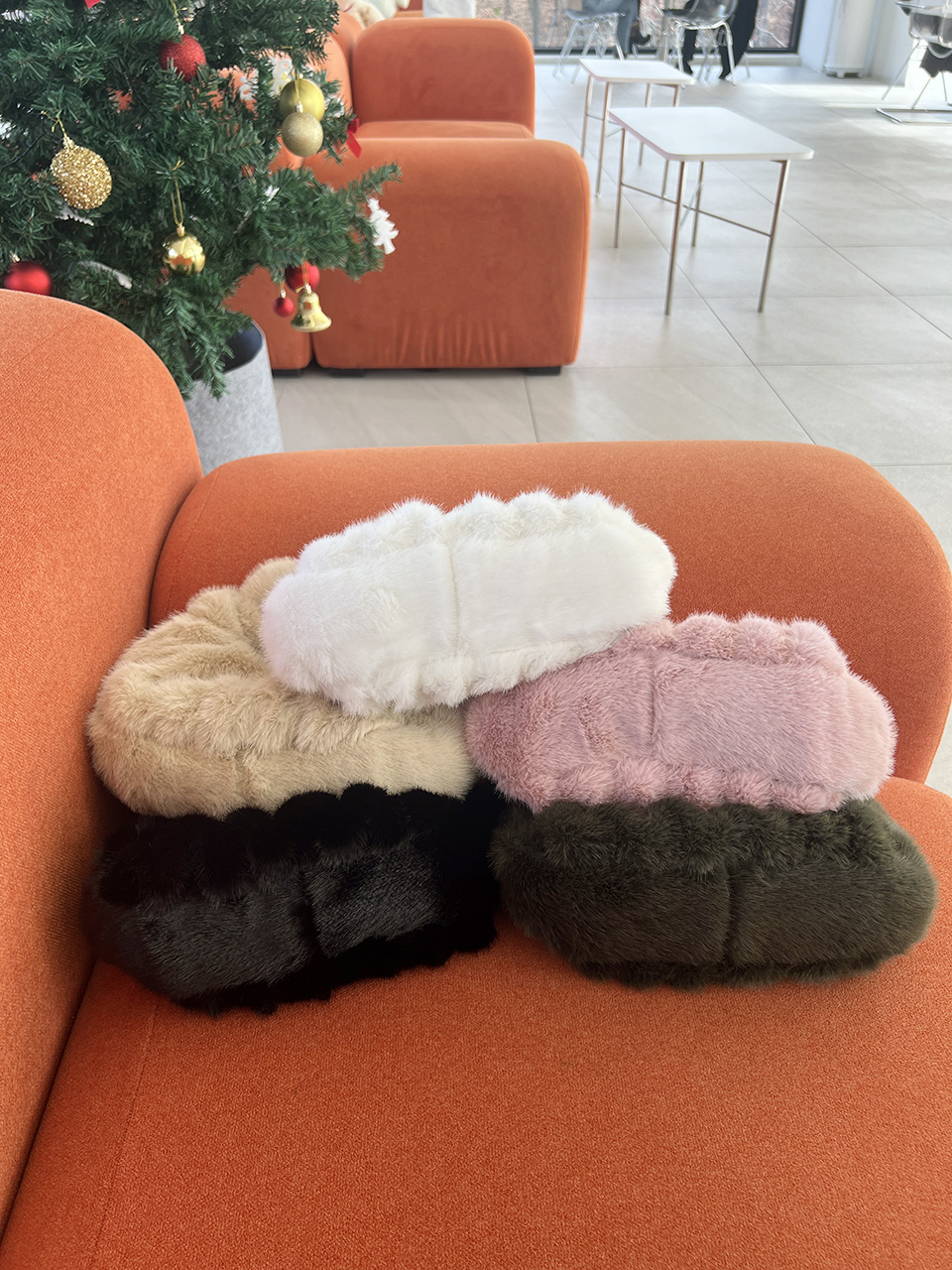 Suwanee Ribbon Fur Shirring Mini Tote Bag