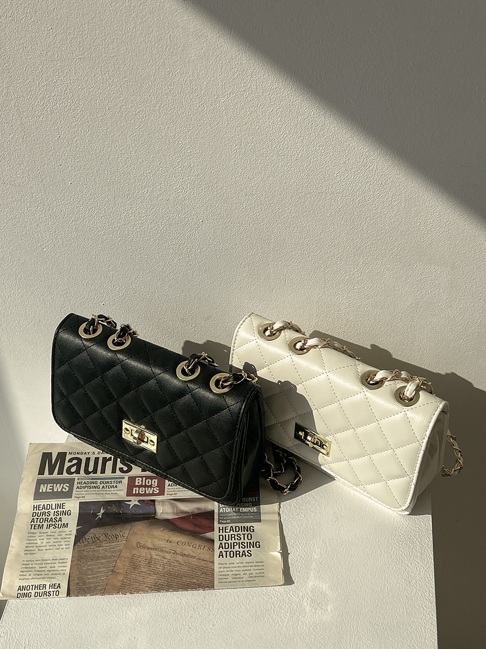 Classic buckle quilted mini chain shoulder bag