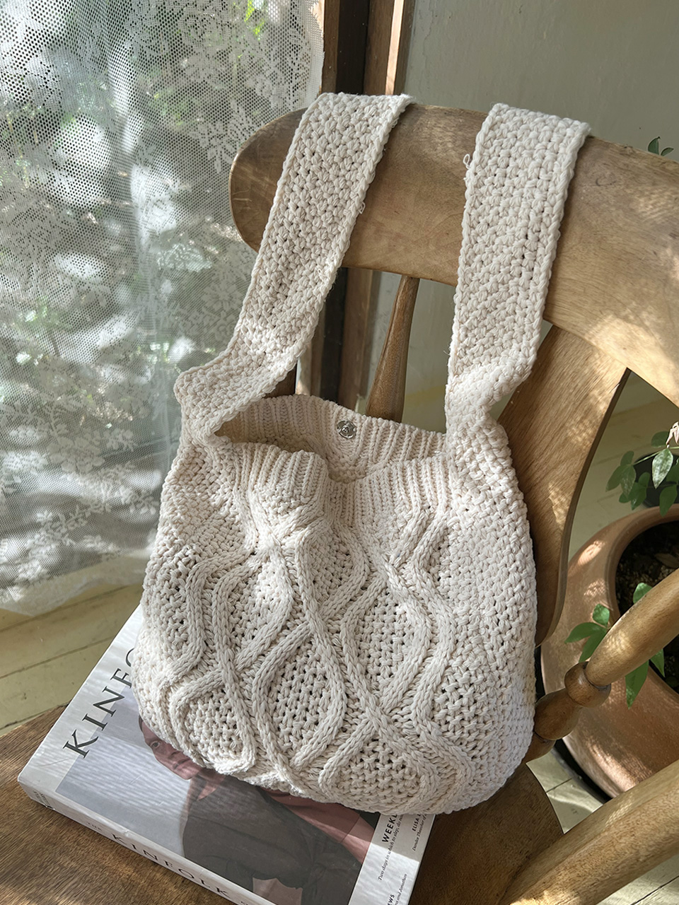 Knit twist crochet shoulder eco bag