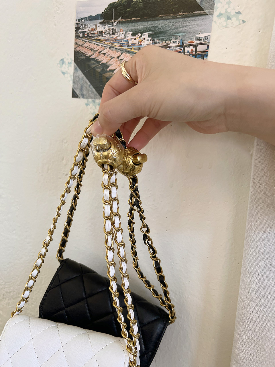 Lotia Quilted Mini Chain Crossbody Bag (2 colors)
