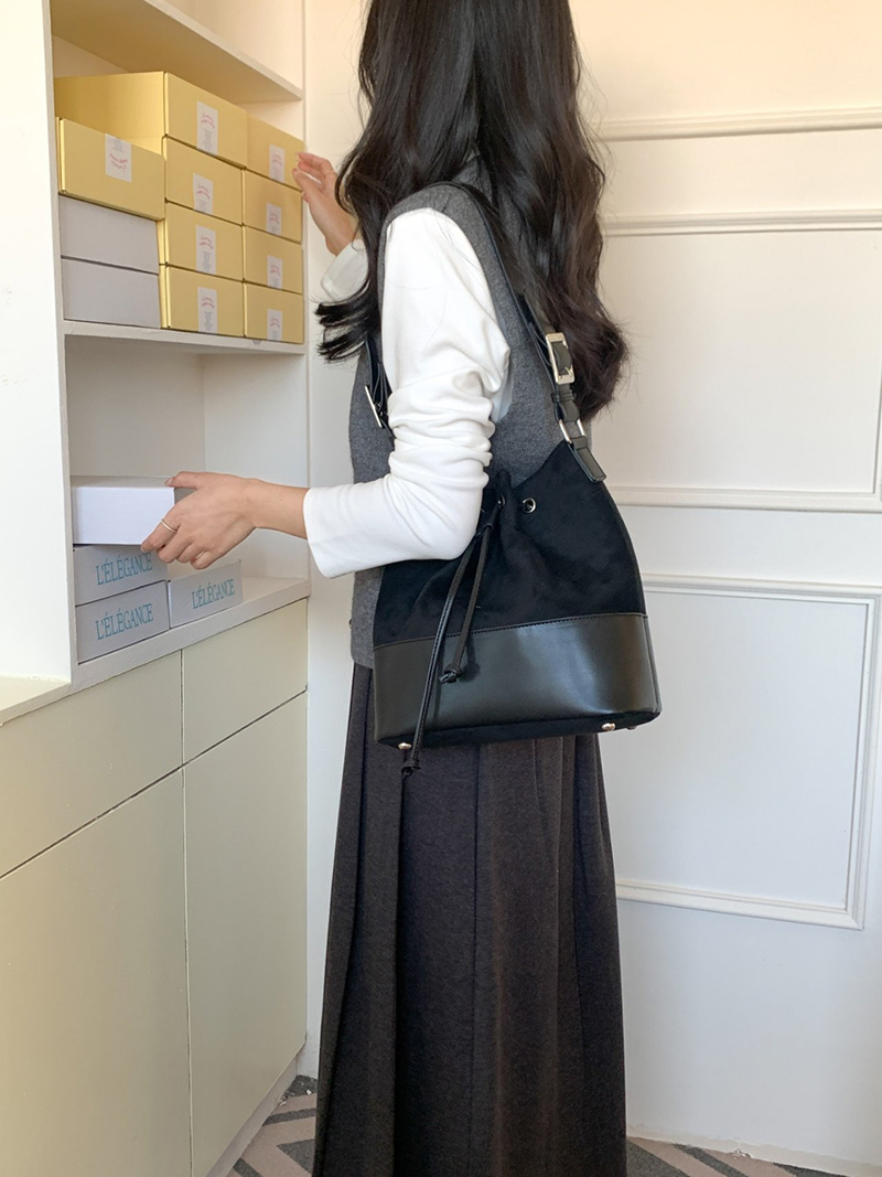 Suede Buckle Leather Bucket Bag/Shoulder Bag