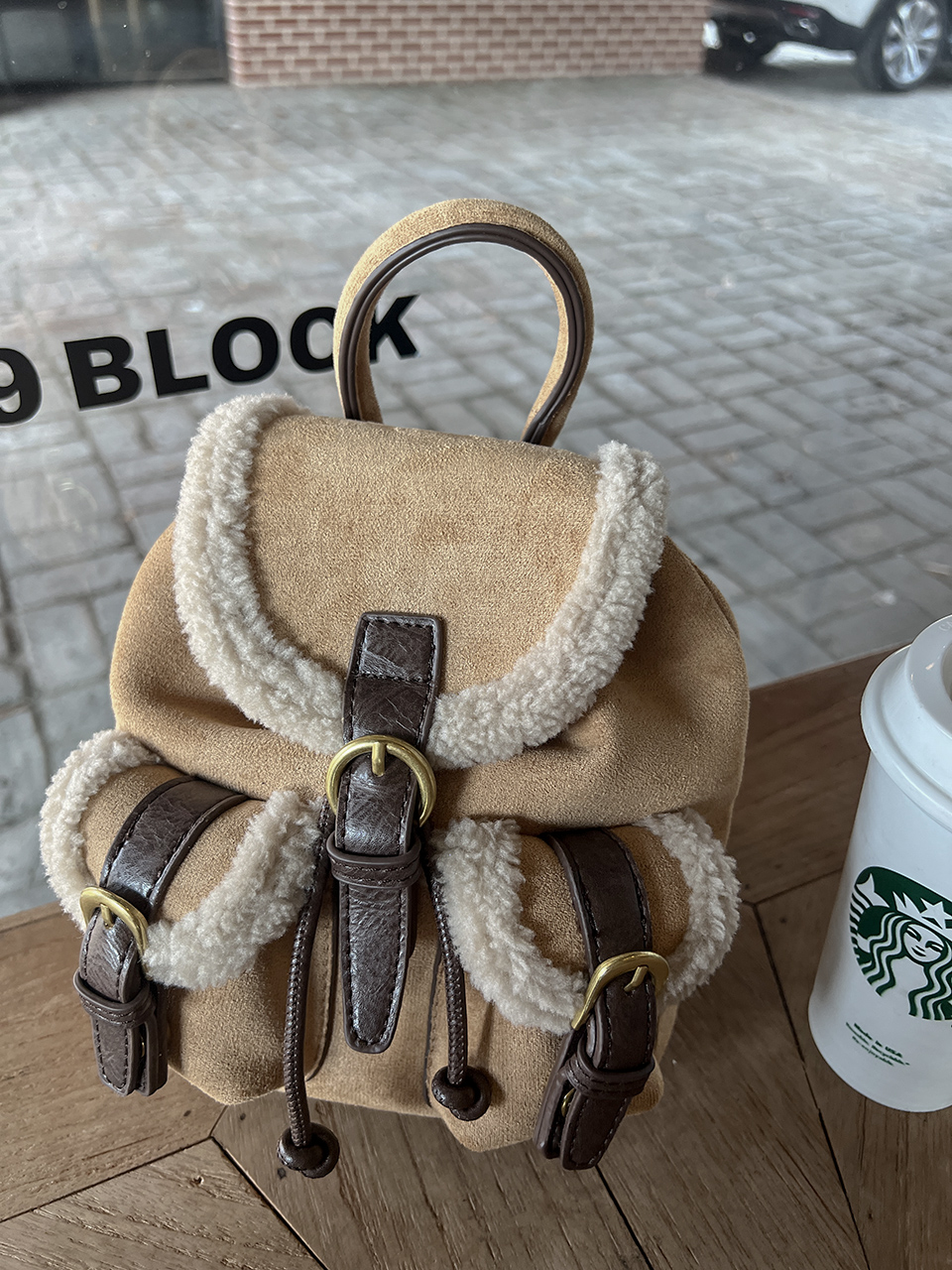 Suede pocket sheepskin bucket bag/mini backpack