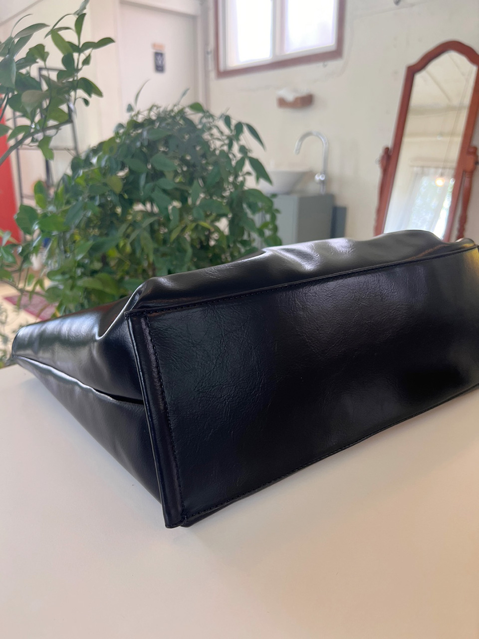 Glossy Square Big Shopper Bag (2 colors)