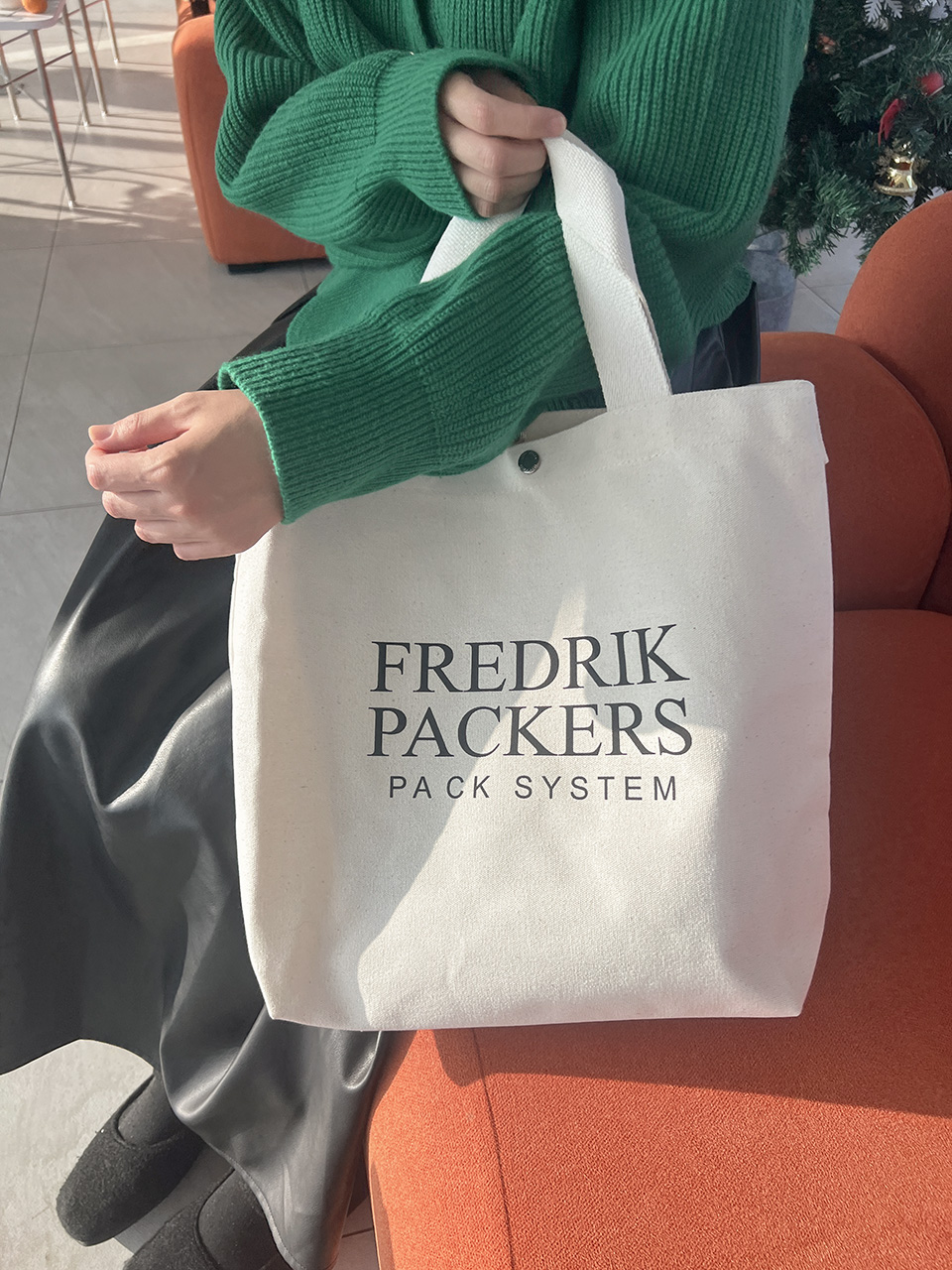 Lettering Big Cross Canvas Bag